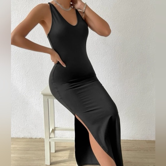 SHEIN Backless Chain Dress - Picture 2 of 2